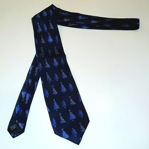 Musical 🎶 Holiday tree necktie